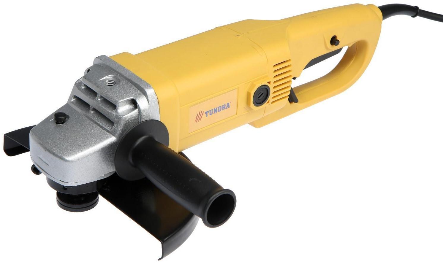 УШМ ТУНДРА, плавный пуск, 2000 Вт, 6000 об/мин, 230 мм
