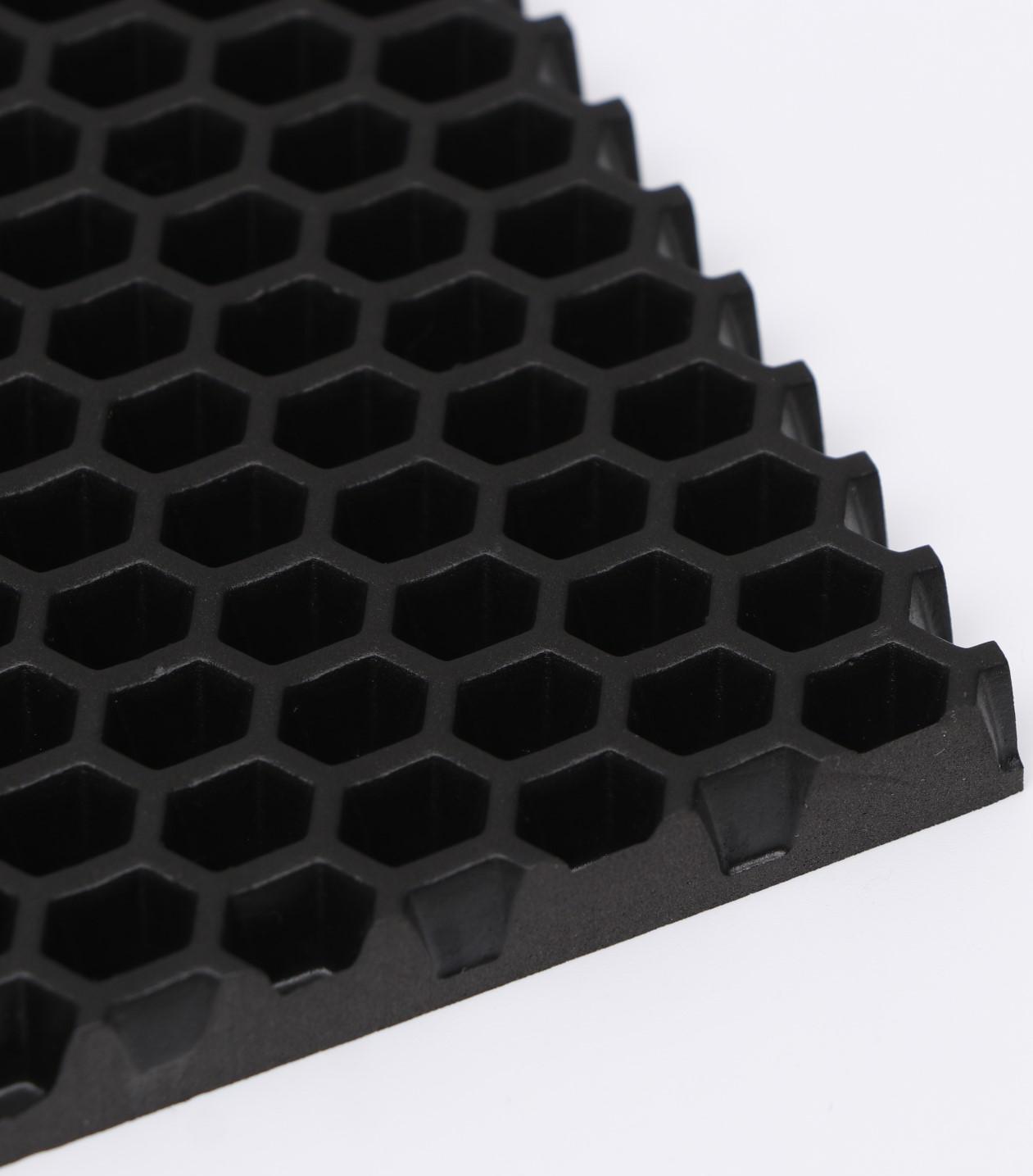 Коврик для животных EVA, ячеиистый, 40 х 60 см, черный