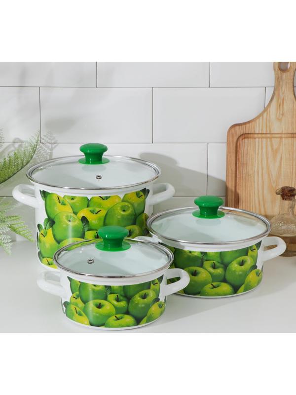 Набор кастрюль «Поздние яблоки», 3 предмета: 1,5 л, 2,3 л, 5 л, крышки, индукция, цвет зелёный