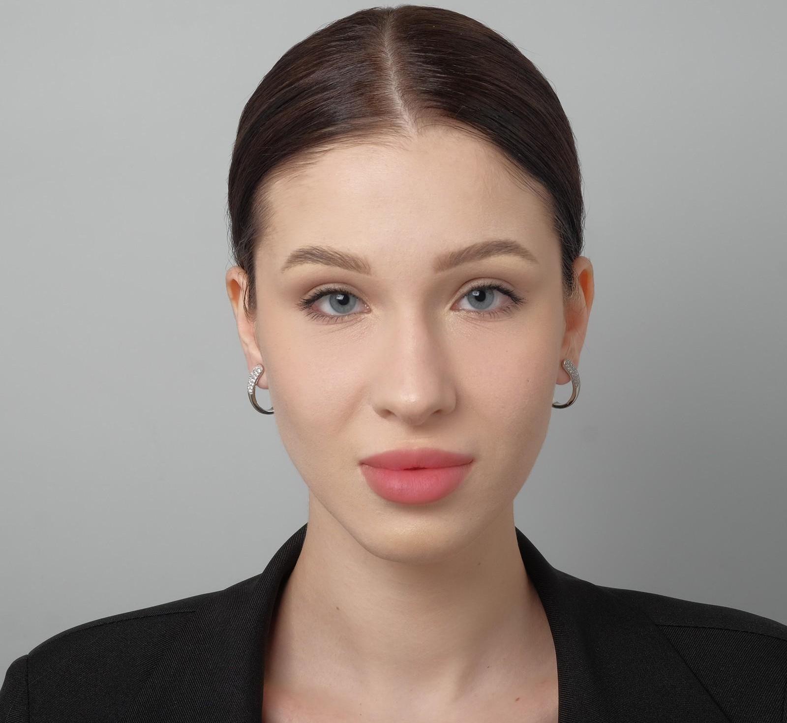 Серьги со стразами 