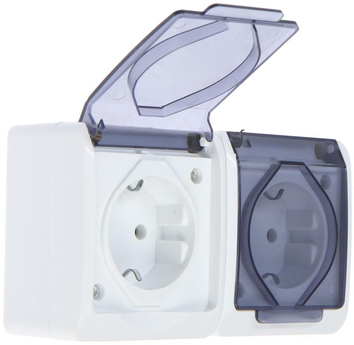 Розетка двухместная, 16 А, накладная, с з/к, IP44, уличная, белая