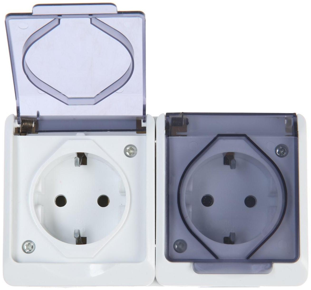 Розетка двухместная, 16 А, накладная, с з/к, IP44, уличная, белая