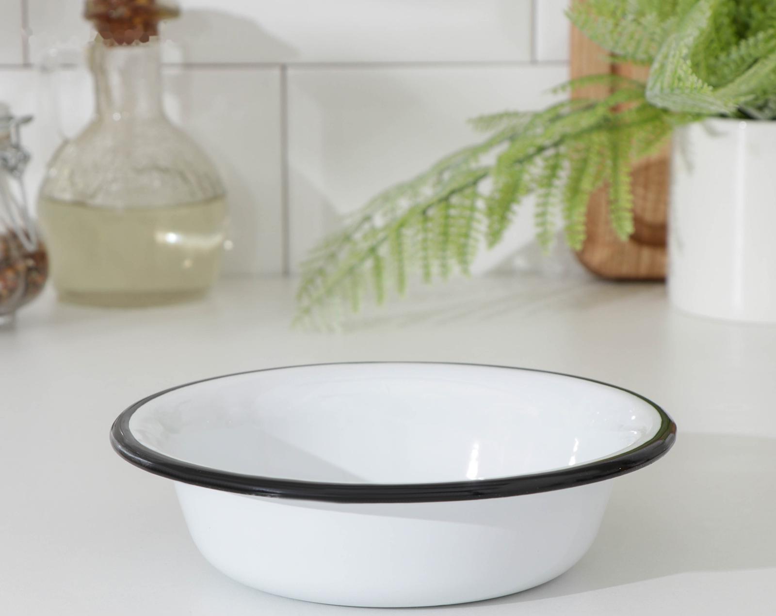 Миска эмалированная, 300 мл, d=15 см, без деколи, цвет белый