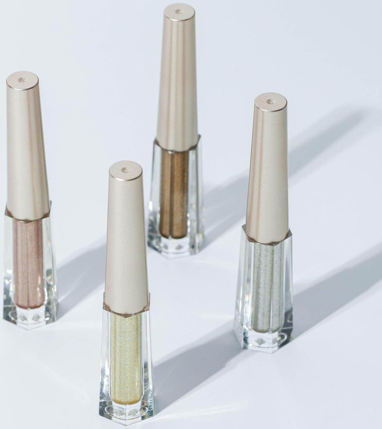 Жидкие глиттерные тени для век, оттенок золотистый