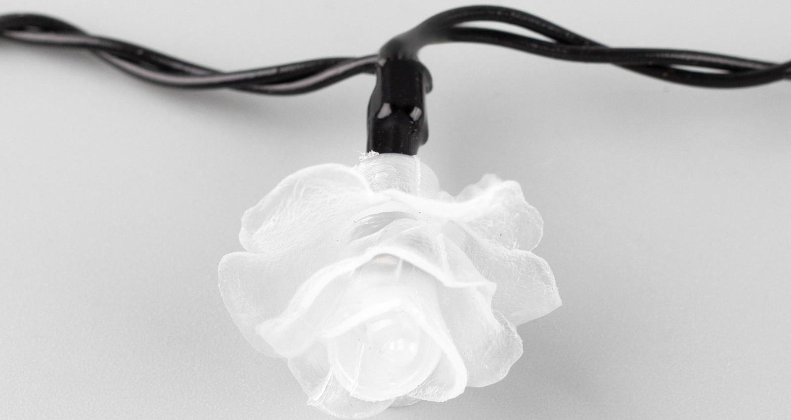 Гирлянда «Нить» 4.5 м с насадками «Розы», IP44, тёмная нить, 30 LED, свечение красное, 2 режима, солнечная батарея