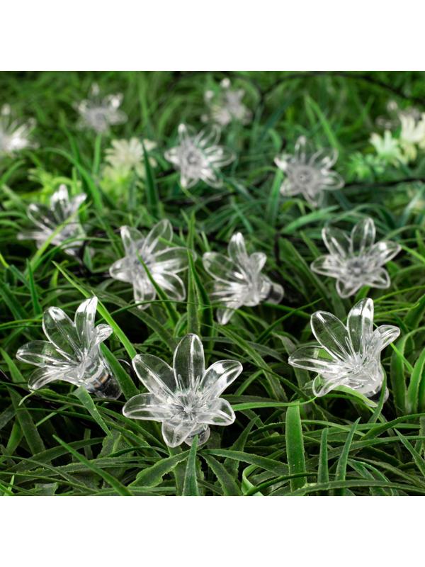 Гирлянда «Нить» 4.5 м с насадками «Цветы», IP44, тёмная нить, 30 LED, свечение жёлтое/аквамарин, 2 режима, солнечная батарея