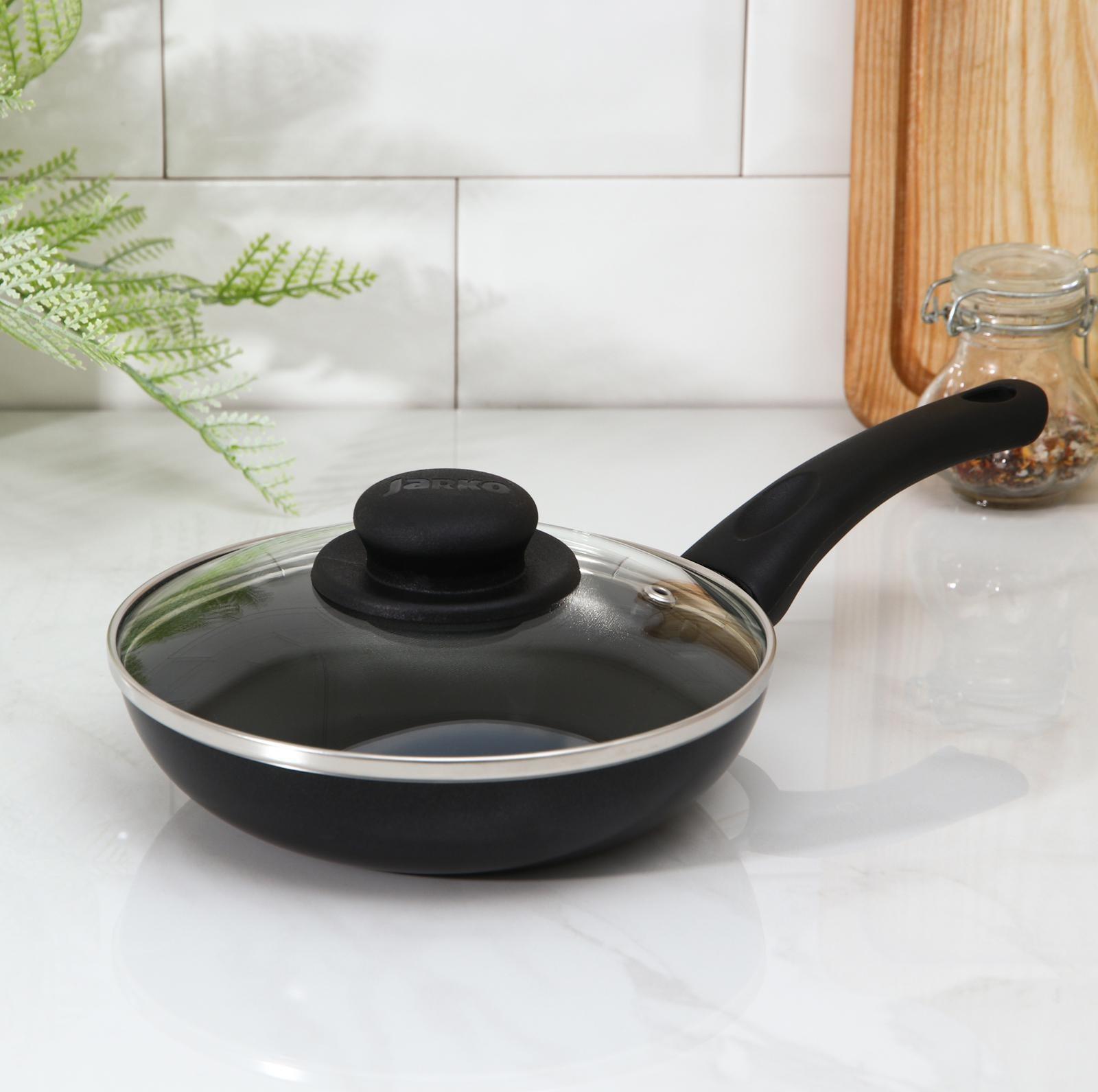 Сковорода Lite, d=18 см, пластиковая ручка, стеклянная крышка, антипригарное покрытие, цвет чёрный