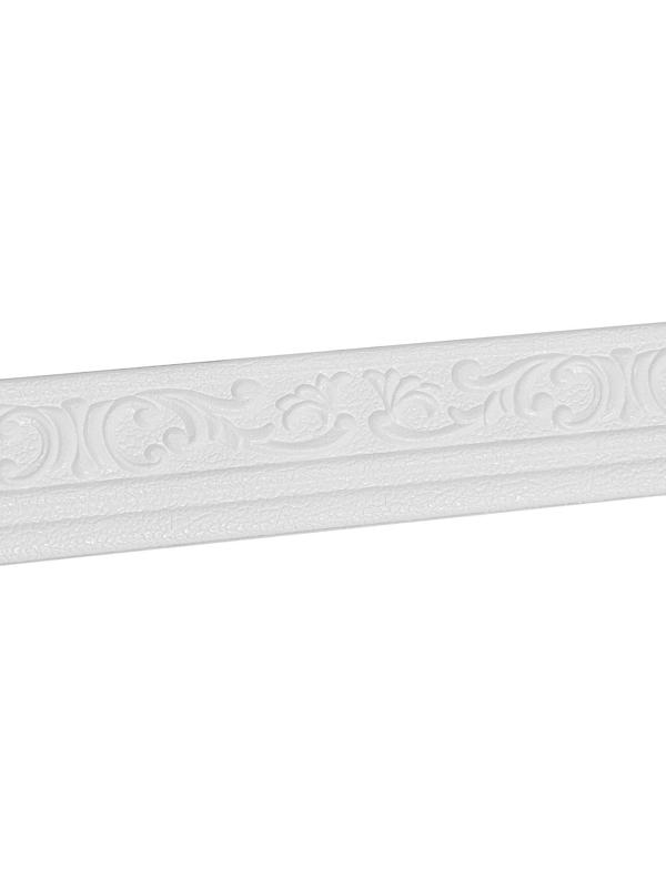 Самоклеящийся ПВХ плинтус 3D белый вензель, 2,3м