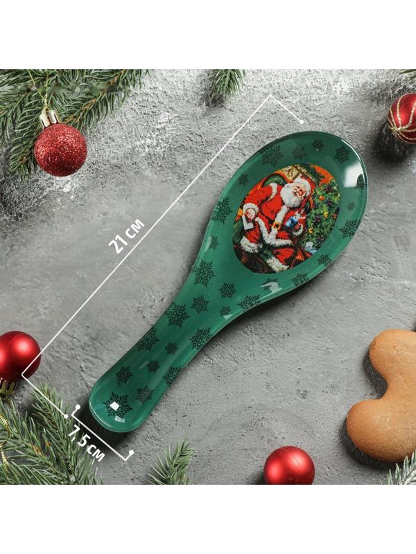 Подставка стеклянная под ложку Доляна «Счастливый Санта», 21×7,5×1,4 см, цвет зелёный