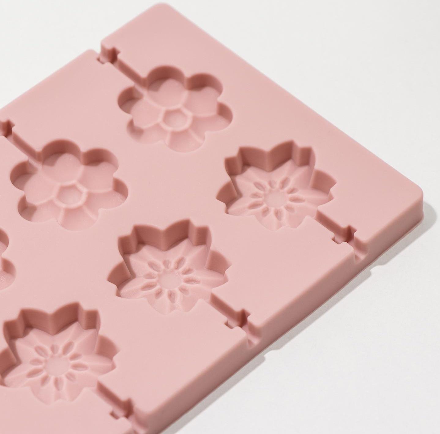 Форма для леденцов Доляна «Клумба», 25×10,5×1 см, 12 ячеек, цвет МИКС