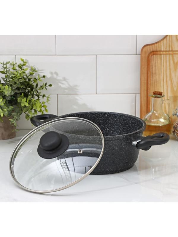 Кастрюля Доляна «Элит», 2 л, антипригарное покрытие, стеклянная крышка, пластиковые ручки, цвет чёрный