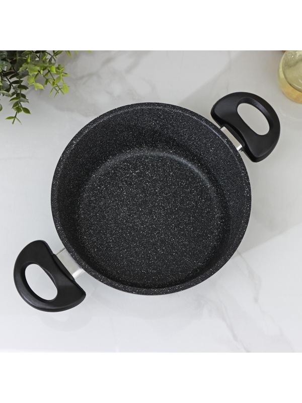 Кастрюля Доляна «Элит», 2 л, антипригарное покрытие, стеклянная крышка, пластиковые ручки, цвет чёрный