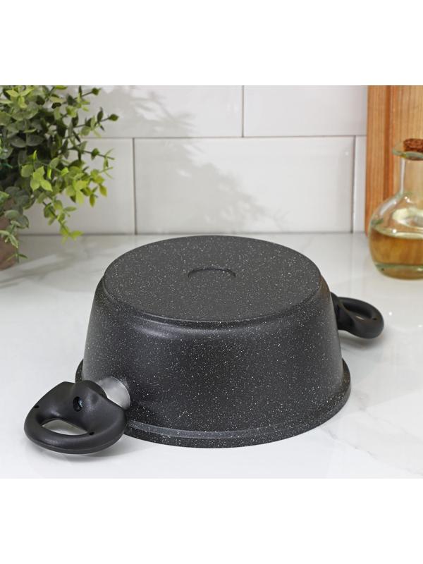 Кастрюля Доляна «Элит», 2 л, антипригарное покрытие, стеклянная крышка, пластиковые ручки, цвет чёрный