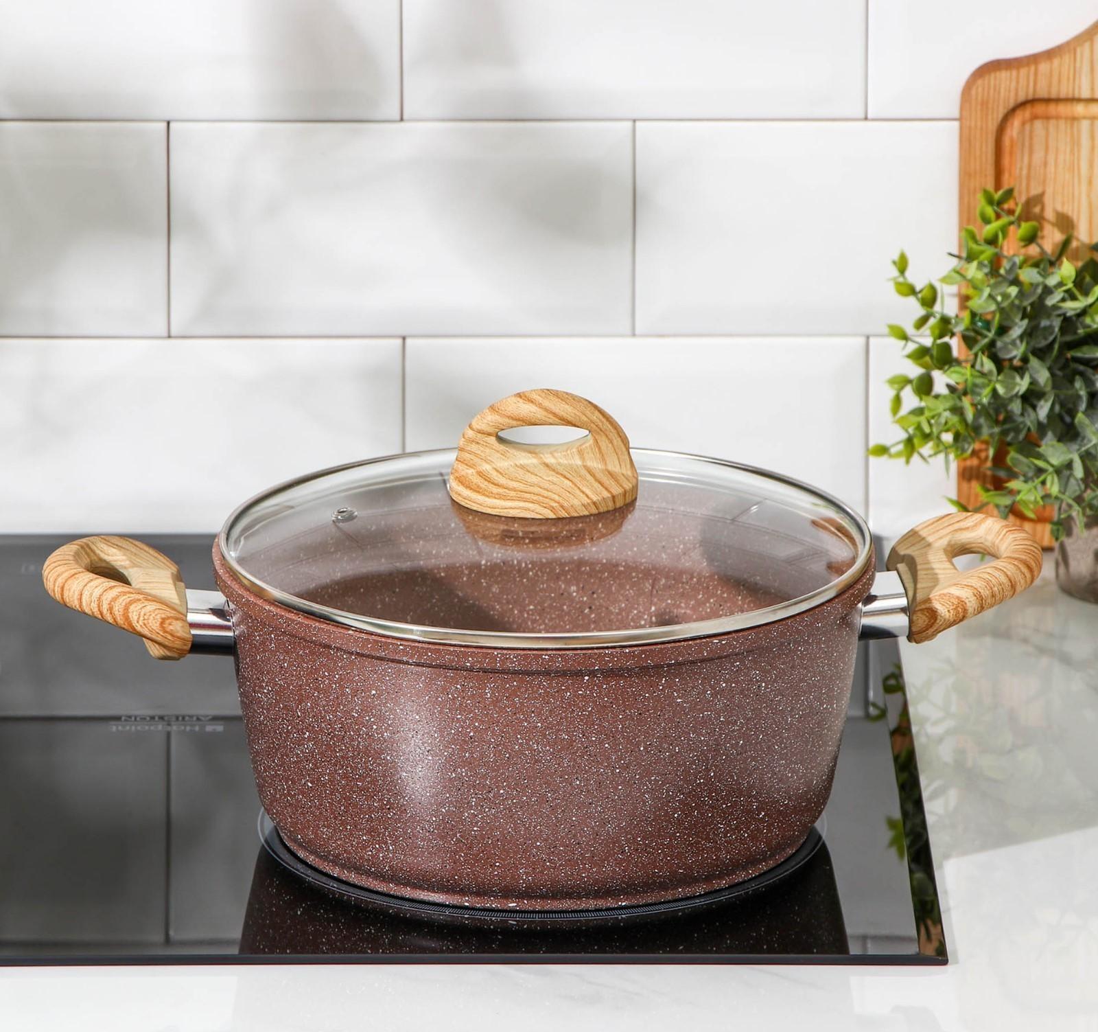 Кастрюля Доляна «Брауни», 3,3 л, стеклянная крышка, антипригарное покрытие, индукция, цвет коричневый
