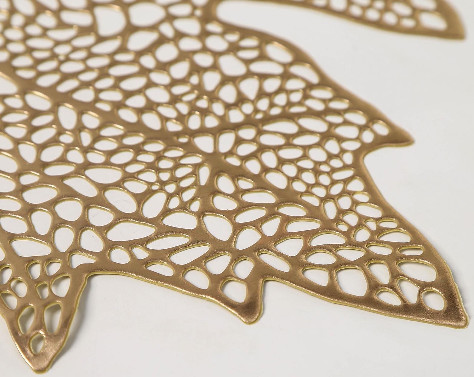 Набор салфеток сервировочных на стол Доляна «Кленовый лист», 4 шт, d=38 см, цвет золотой