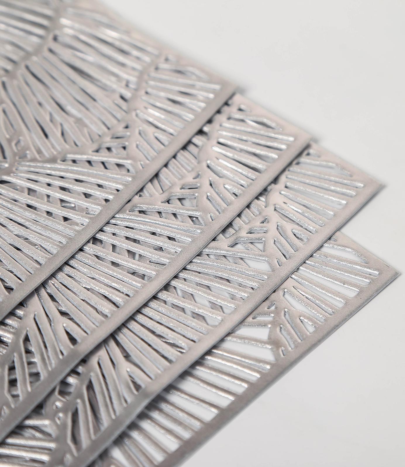 Набор салфеток сервировочных на стол Доляна «Веер», 4 шт, 30×45 см, цвет серебряный