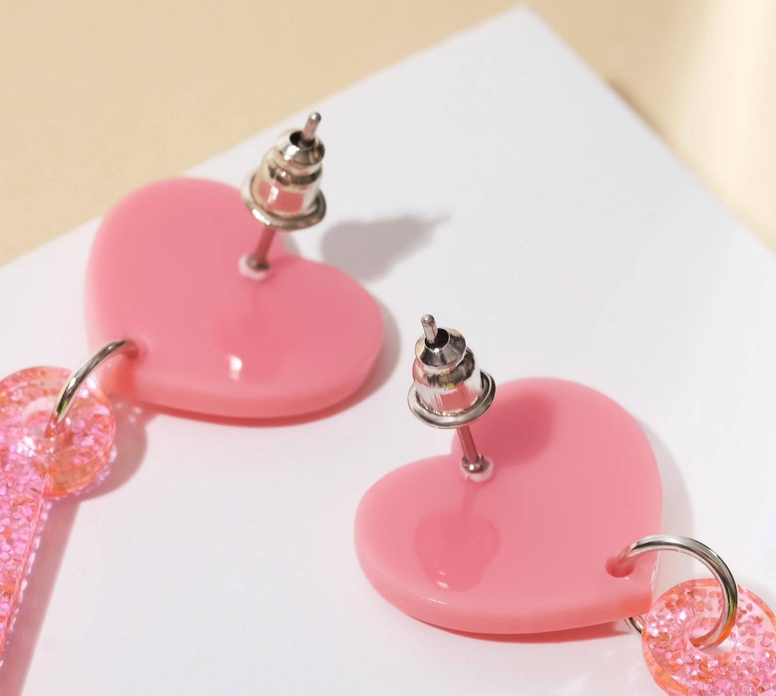 Серьги акрил LOVE, блёстки, цвет коралловый