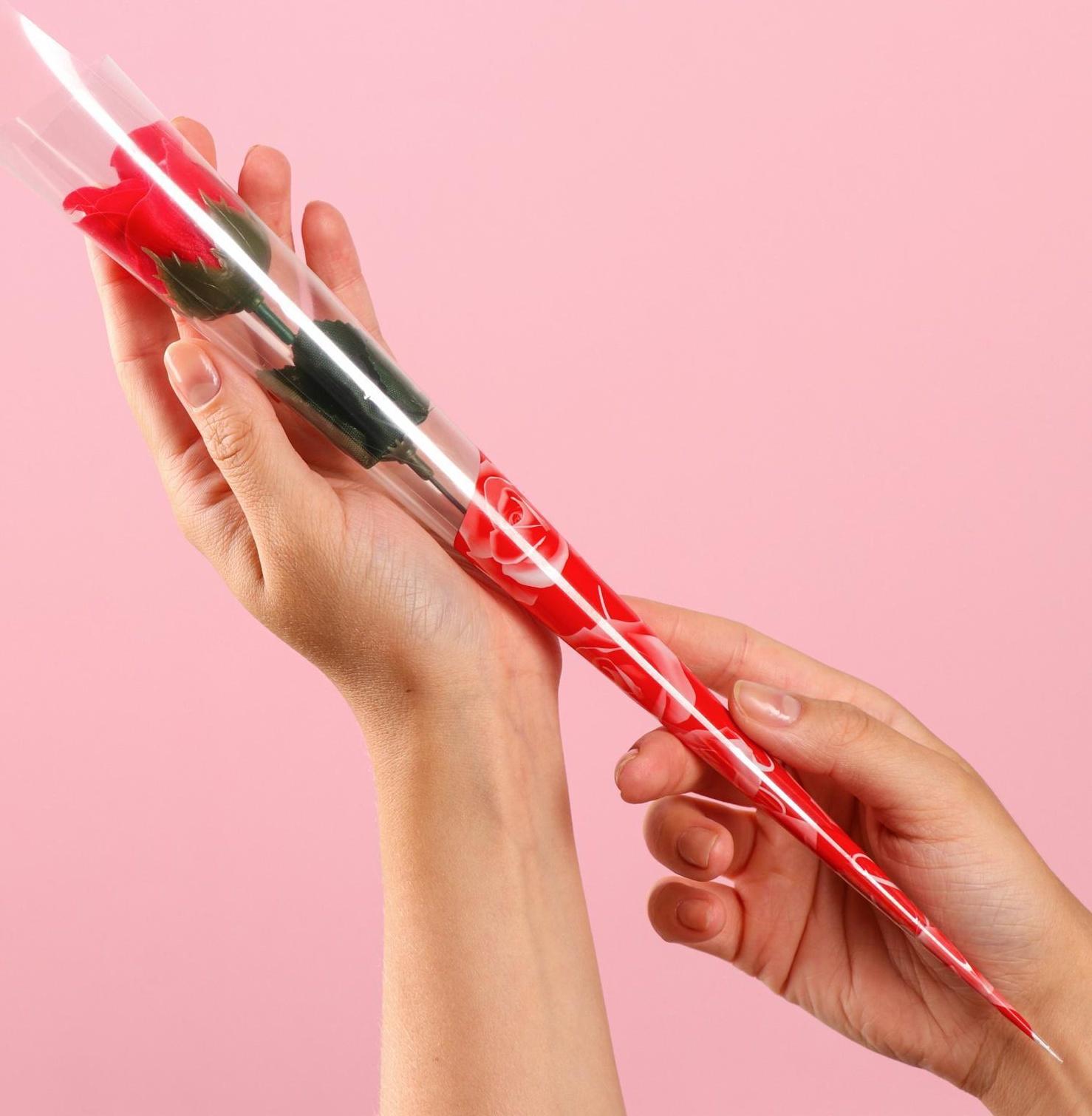 Мыльная роза, красная