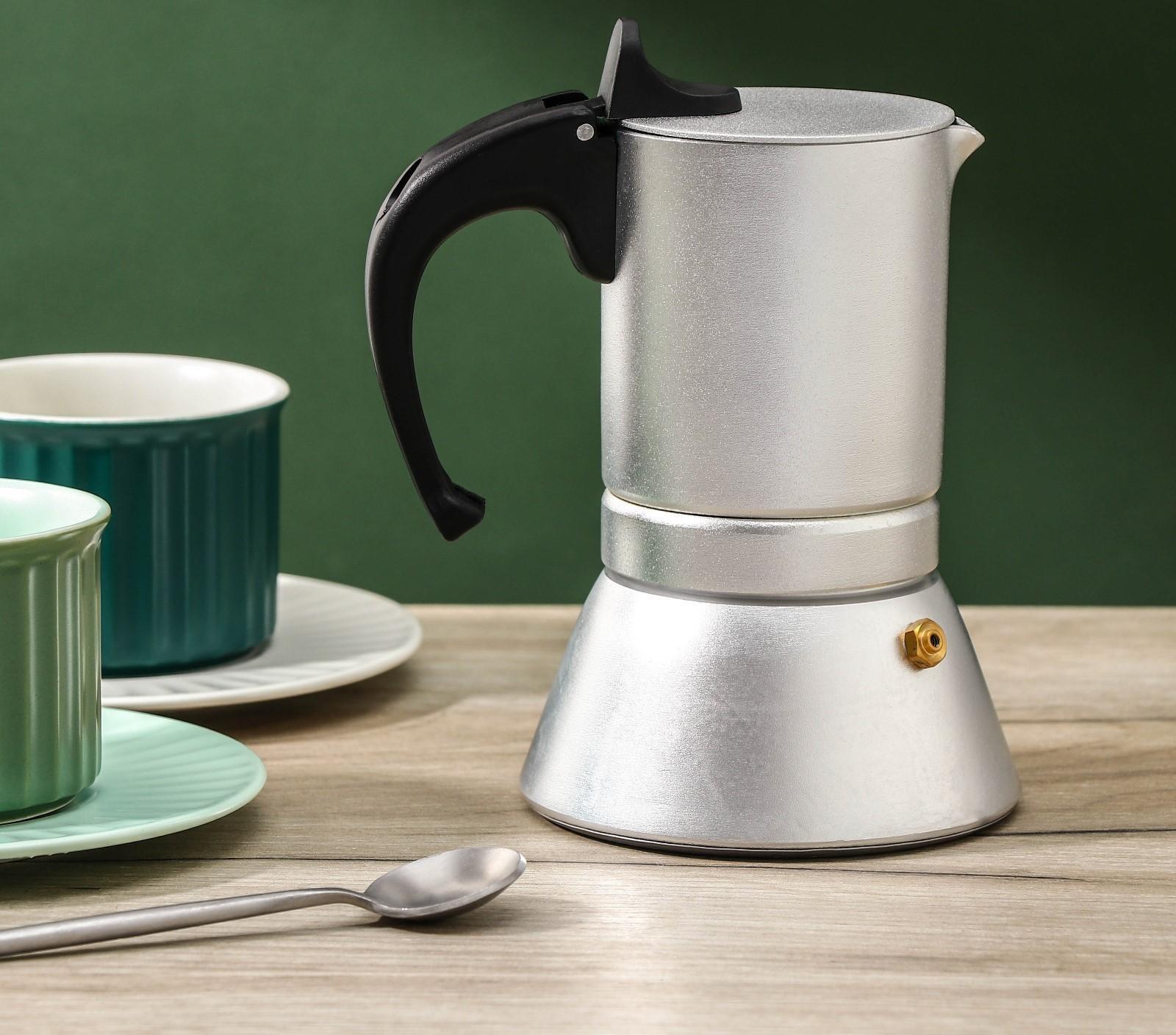 Кофеварка гейзерная Magistro Salem, на 3 чашки, 150 мл, индукция