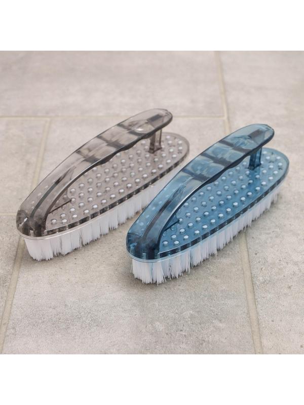 Щётка-утюжок «Дельта», 16×5×6 см, цельная ручка, прозрачный пластик, цвет МИКС