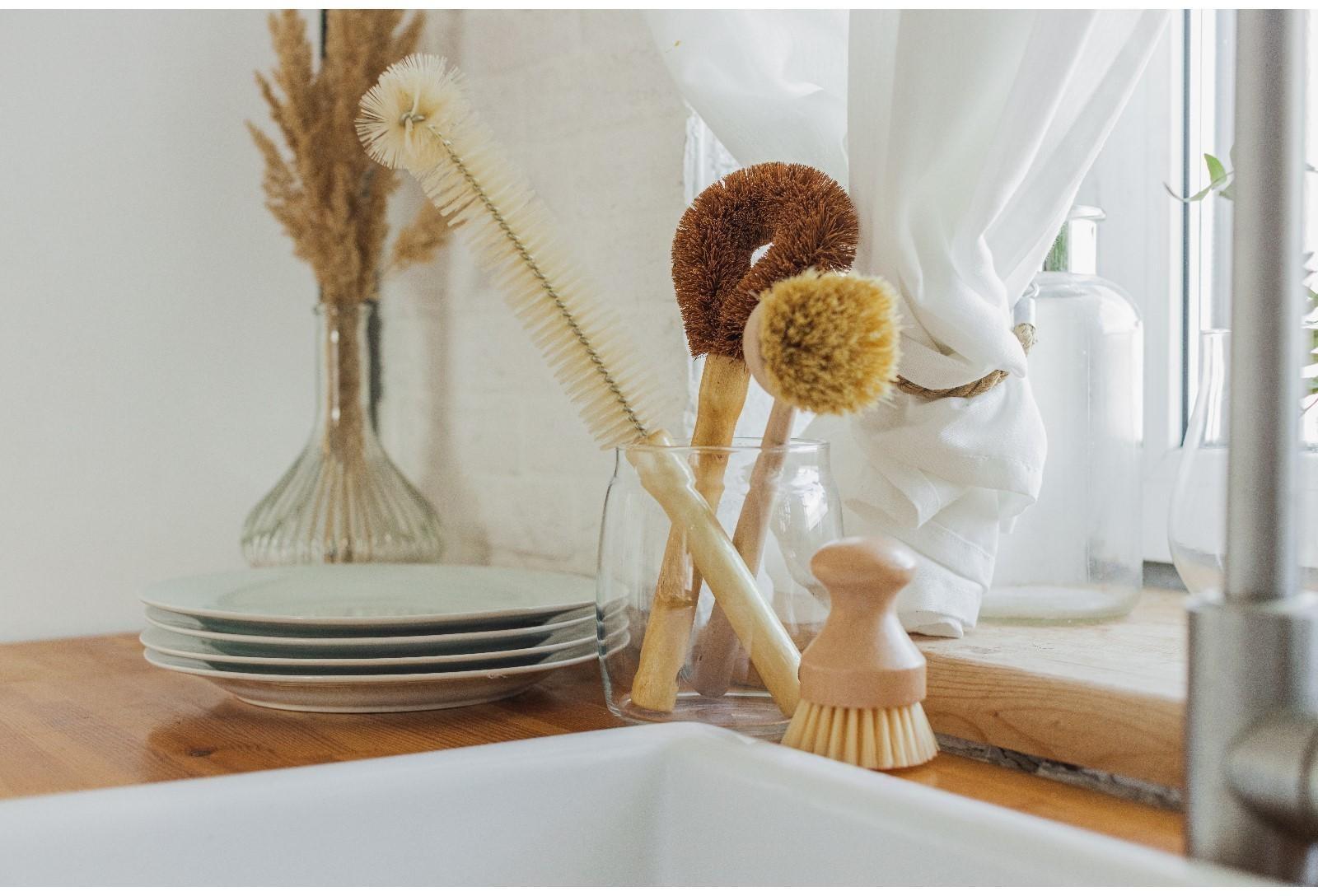 Щётка для посуды Доляна «Лотос», круглая, 22 см