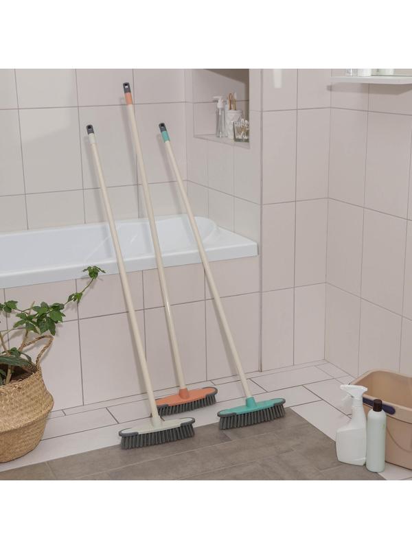 Щётка для подметания пола с силиконовыми отбойниками Доляна, окрашенный металлический черенок, 27×6×126 см, цвет МИКС