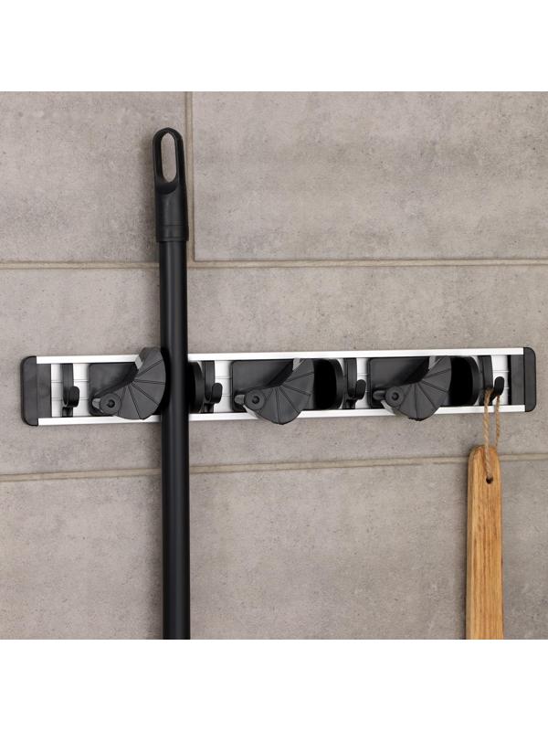 Держатель для уборочного инвентаря, 40×5×4 см, 3 отделения, алюминий