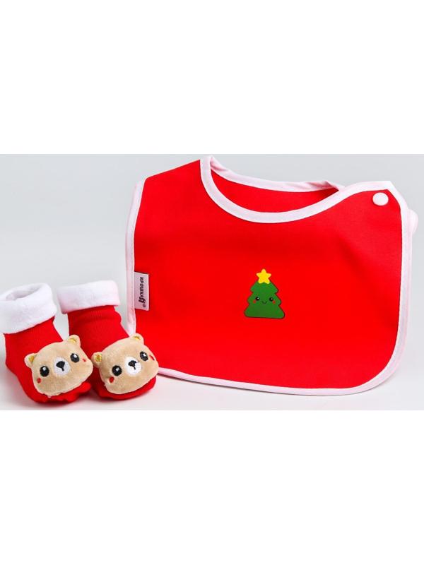 Подарочный Новогодний набор: носочки - погремушки и нагрудник «Подарочек», новогодняя подарочная упаковка, виды МИКС