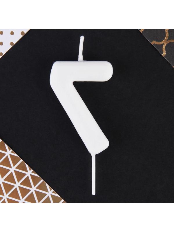 Свеча-цифра в торт «7»