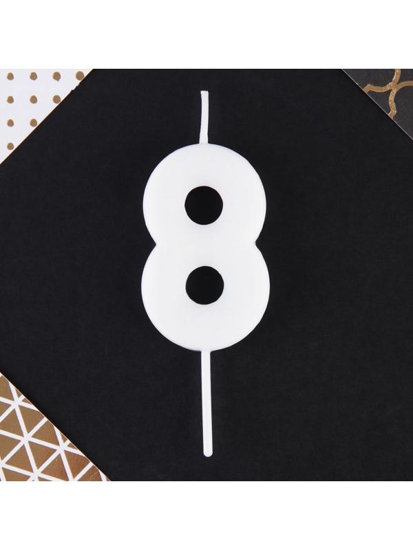 Свеча-цифра в торт «8»