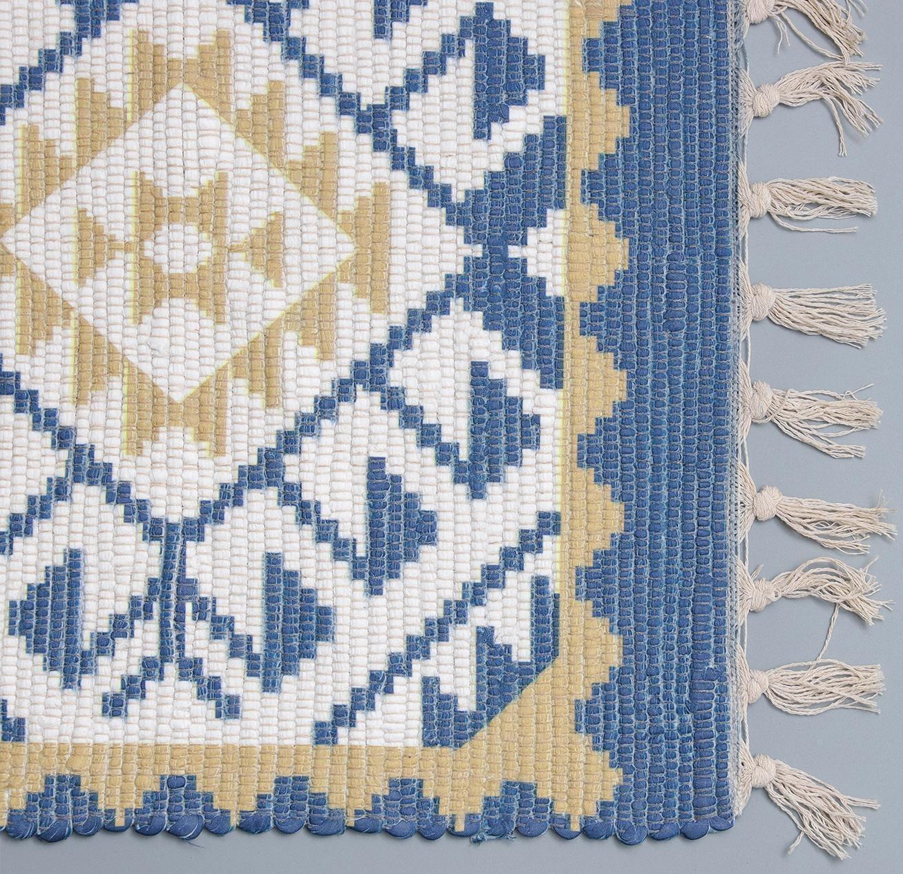 Коврик для ванной Доляна «Индиго», 48×79 см, цвет бело-жёлтый