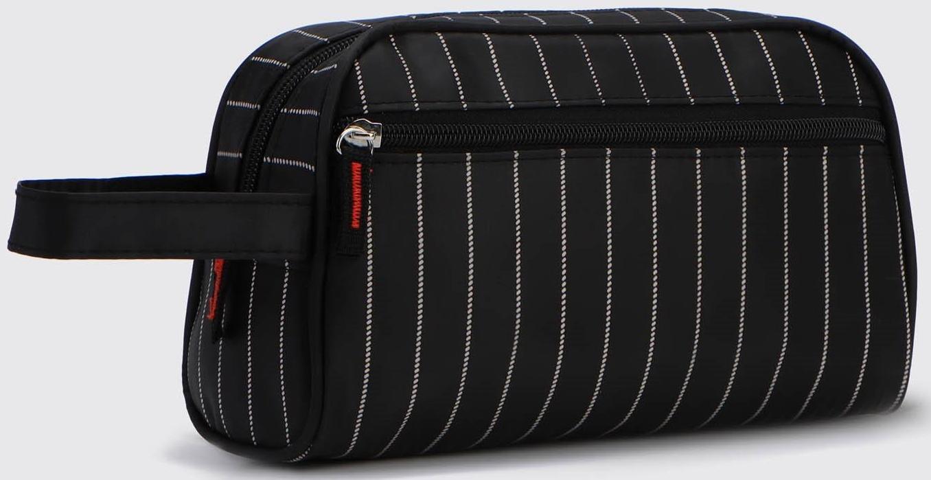 Косметичка на молнии, наружный карман, цвет чёрный