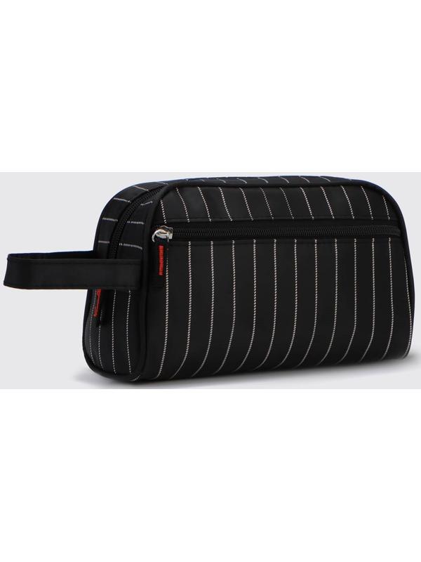 Косметичка на молнии, наружный карман, цвет чёрный