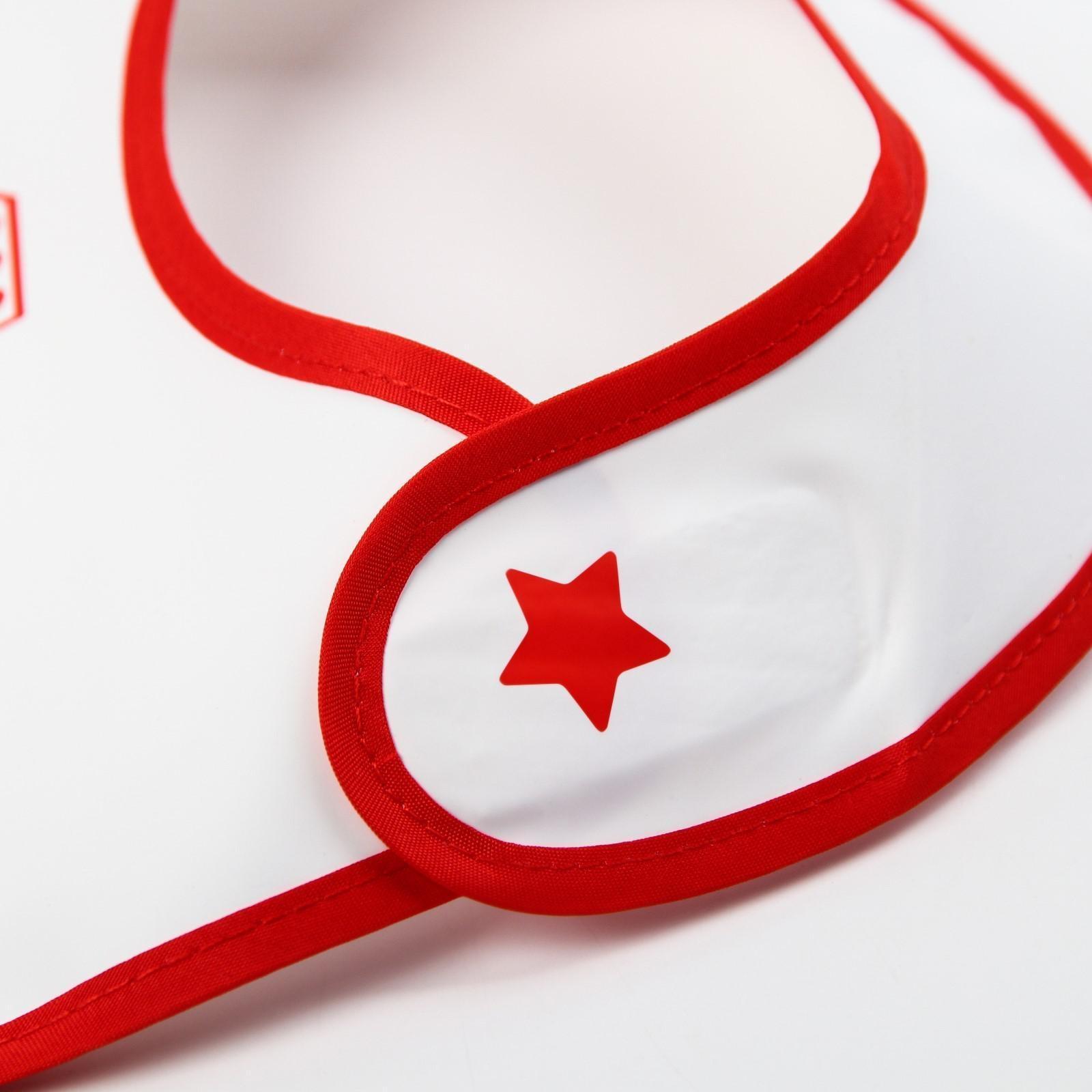 Нагрудник «Первый Новый год» непромокаемый на липучке, ПВХ, новогодняя подарочная упаковка