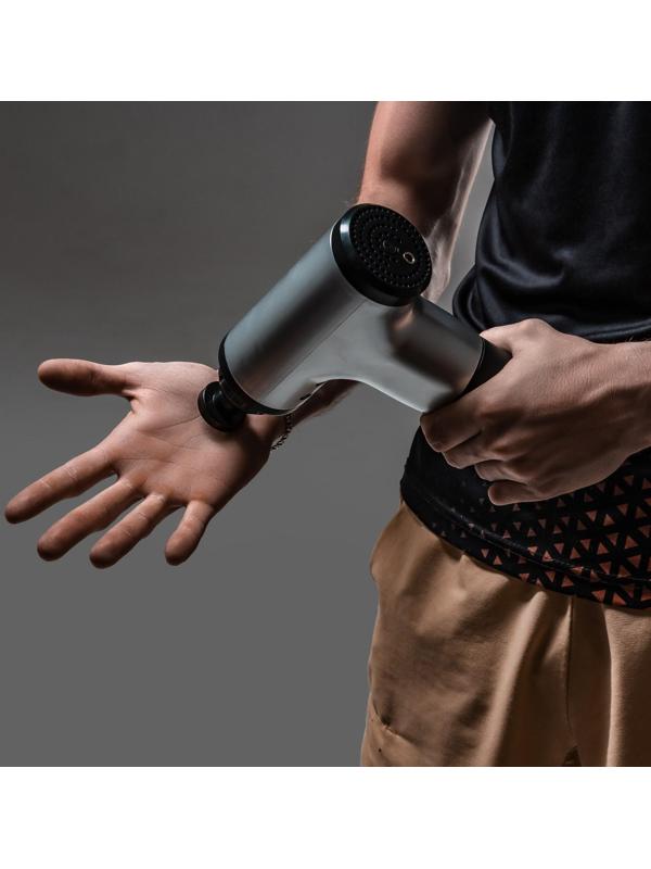 Массажёр для тела Luazon LEM-42, перкуссионный, 4 насадки, 6 скоростей, от АКБ