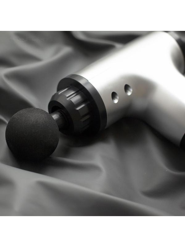 Массажёр для тела Luazon LEM-42, перкуссионный, 4 насадки, 6 скоростей, от АКБ