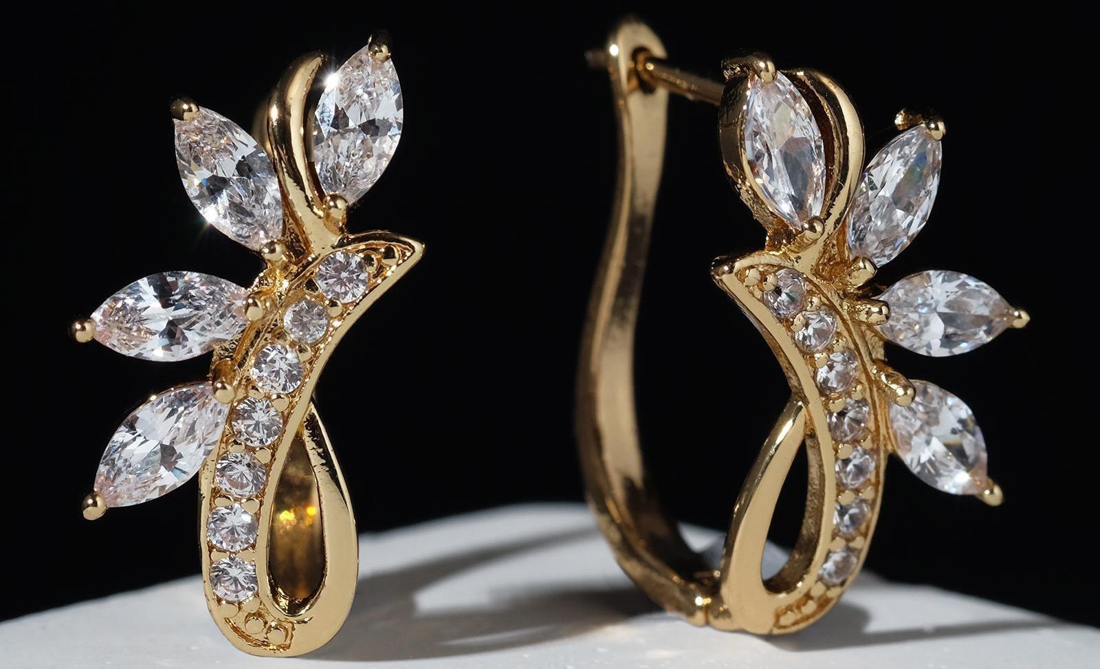 Серьги со стразами 