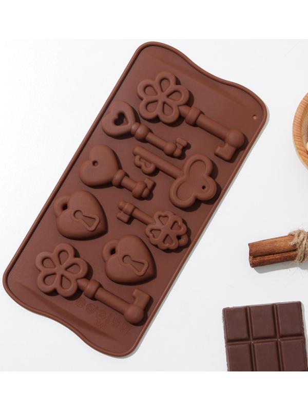 Форма для льда и кондитерских украшений Доляна «Ключики», 21×10,5×1,5 см, силикон, 8 ячеек, цвет шоколадный