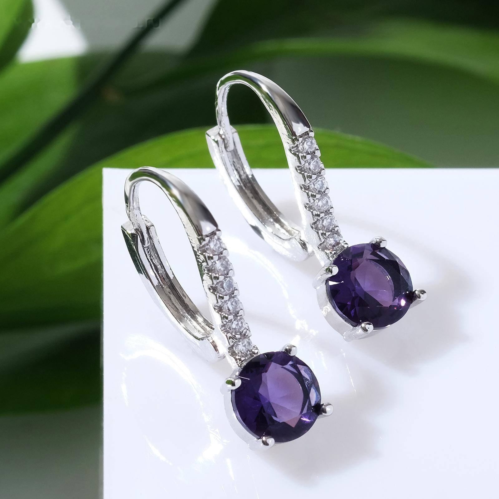 Серьги со стразами 