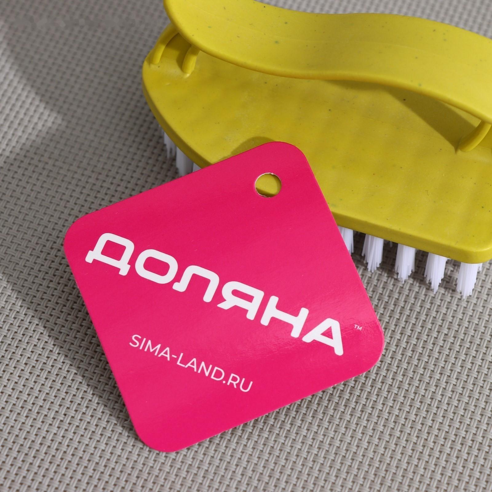 Щётка-утюжок Доляна, 10×6×5,5 см, цвет МИКС