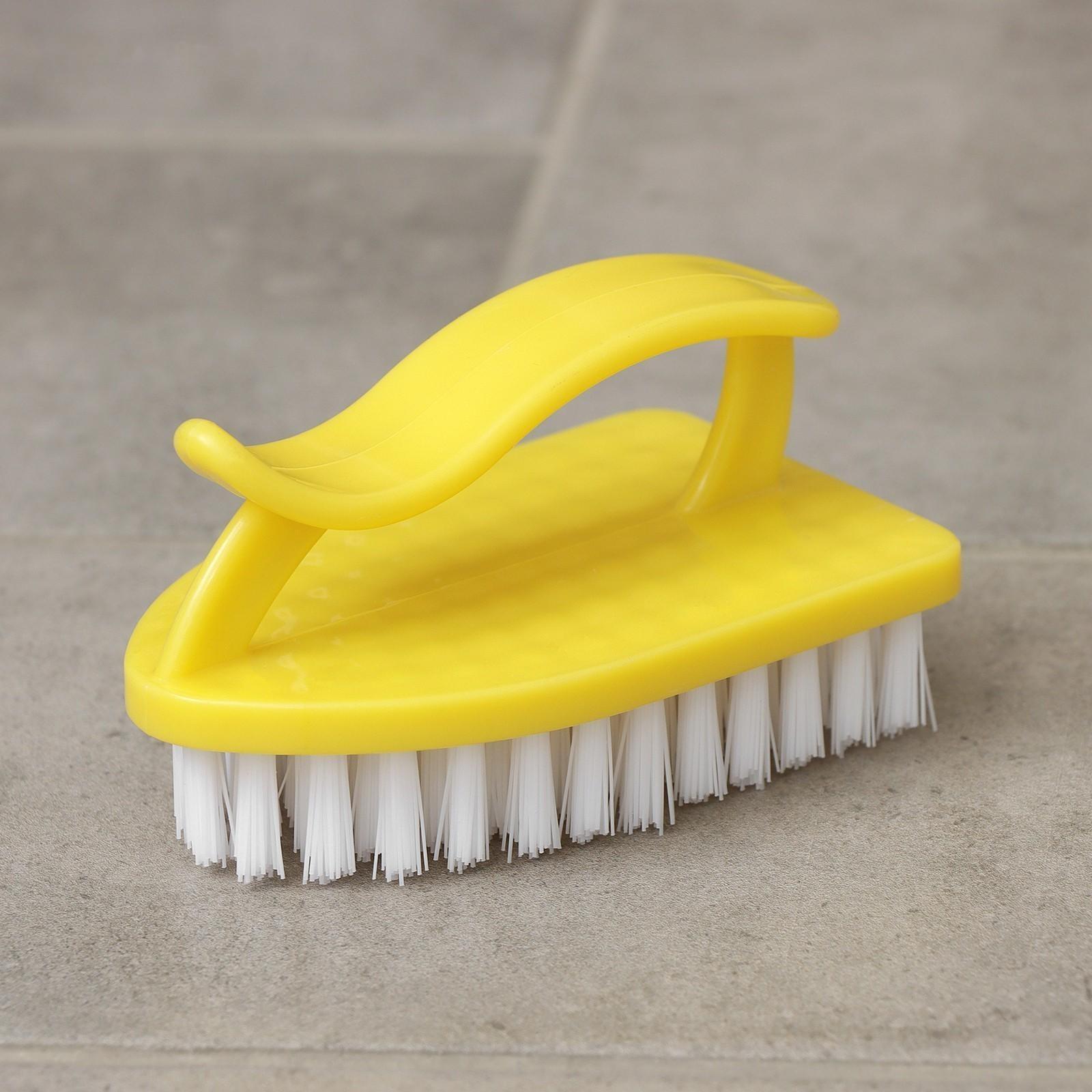 Щётка-утюжок Доляна, 10×6×5,5 см, цвет МИКС