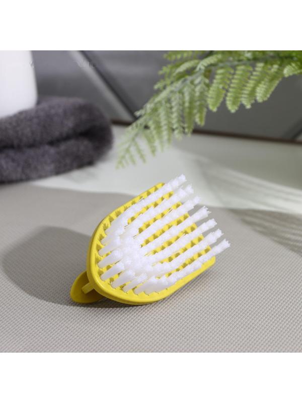 Щётка-утюжок Доляна, 10×6×5,5 см, цвет МИКС