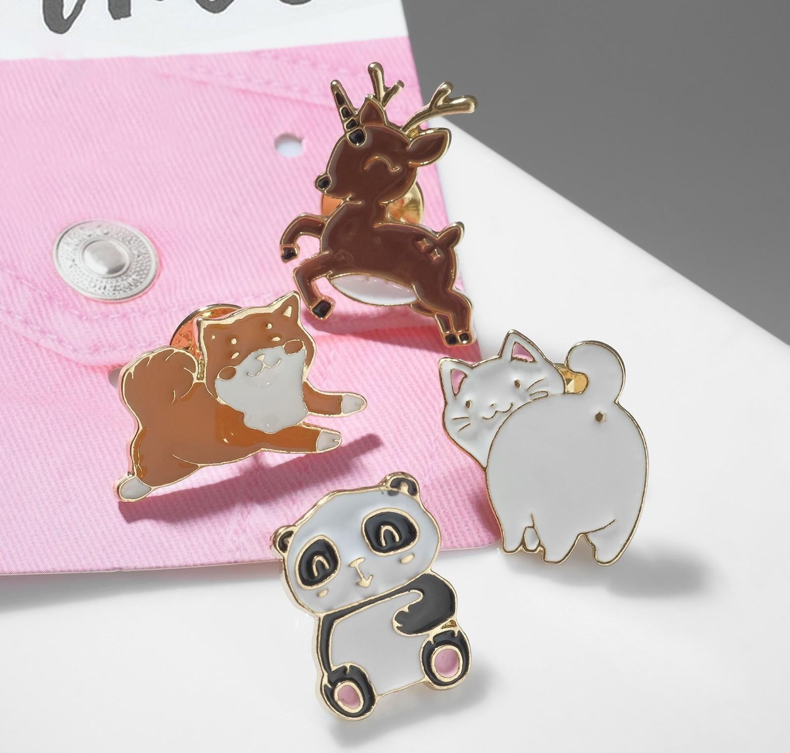 Набор значков (4шт) 