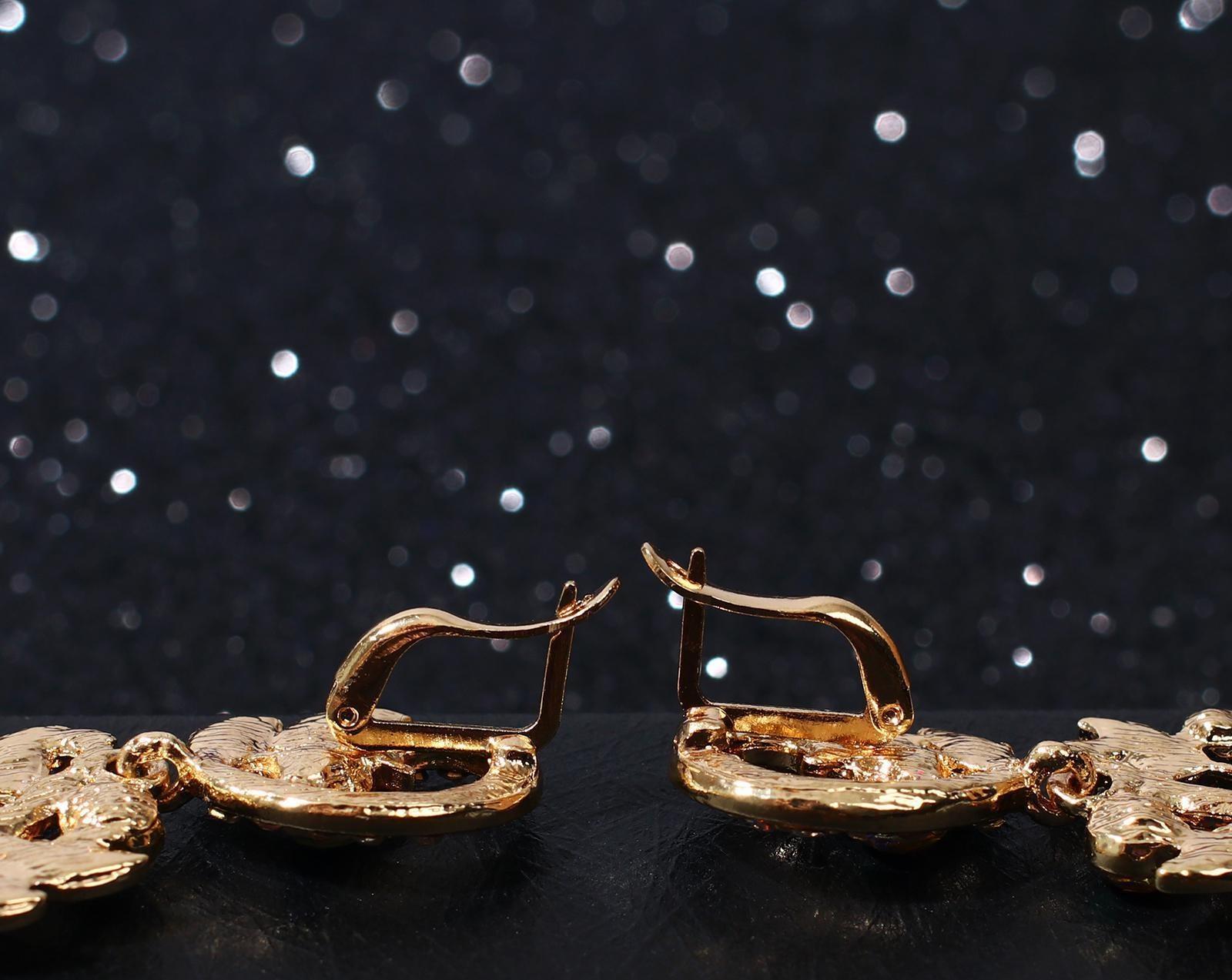 Серьги висячие со стразами 