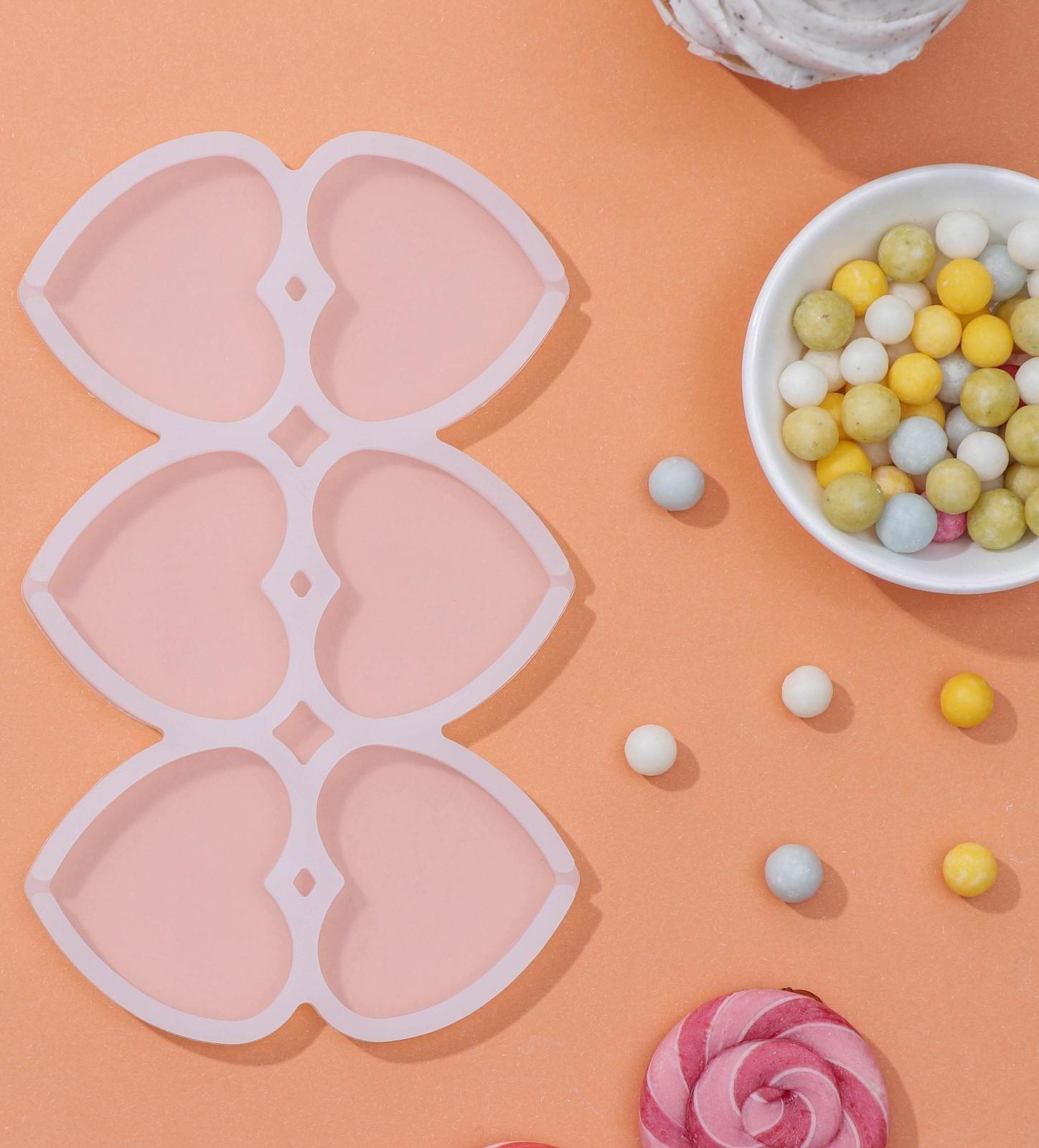 Форма для леденцов «Влюблённость», 6 ячеек, 16×10×0,7 см, цвет белый