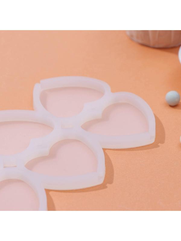 Форма для леденцов «Влюблённость», 6 ячеек, 16×10×0,7 см, цвет белый