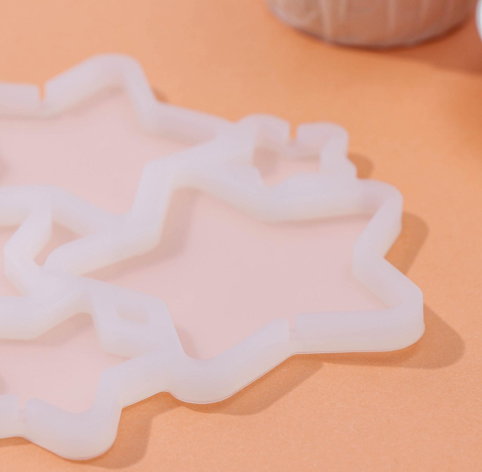 Форма для леденцов «Звёзды», 6 ячеек, 15,5×13,5×0,7 см, цвет белый