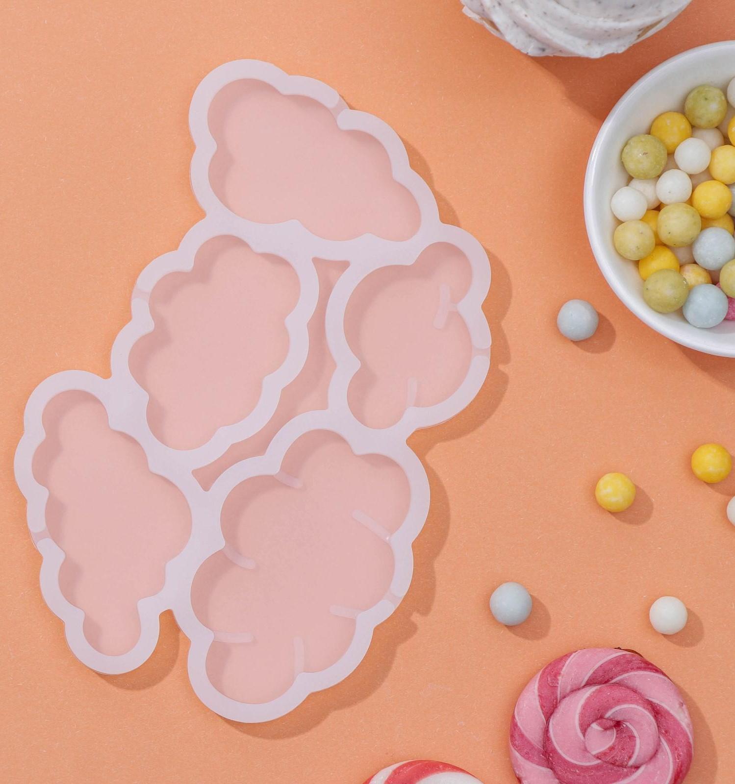 Форма для леденцов «Облачка», 5 ячеек, 15×10,5×0,7 см, цвет белый