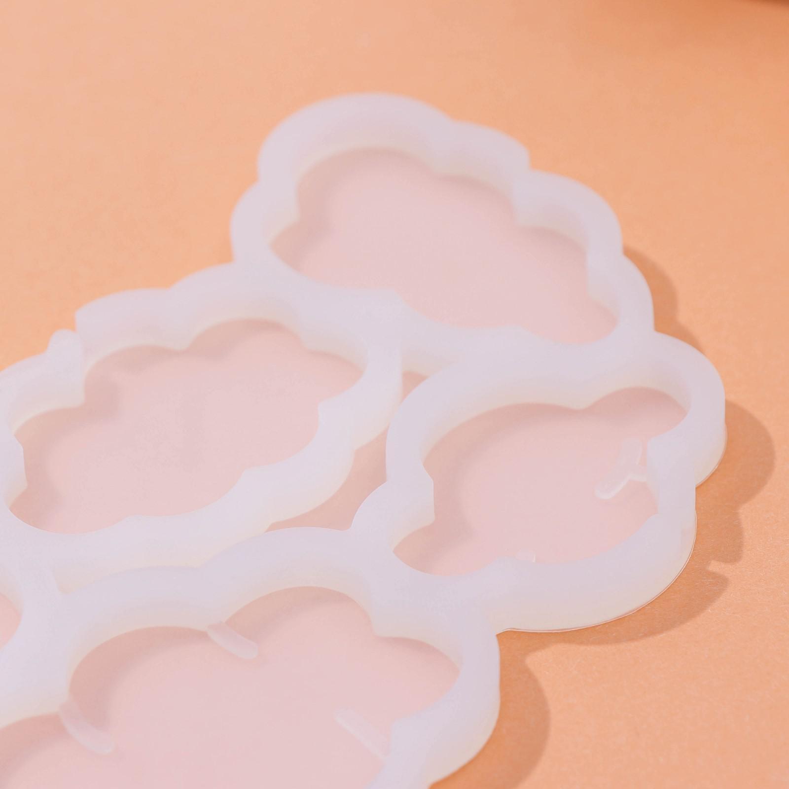 Форма для леденцов «Облачка», 5 ячеек, 15×10,5×0,7 см, цвет белый