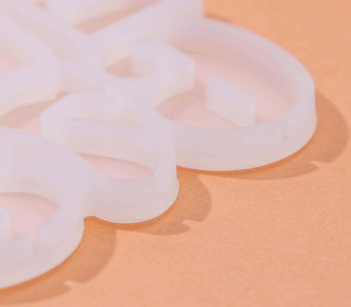 Форма для леденцов «Цифры», 10 ячеек, 16,5×10×0,7 см, цвет белый